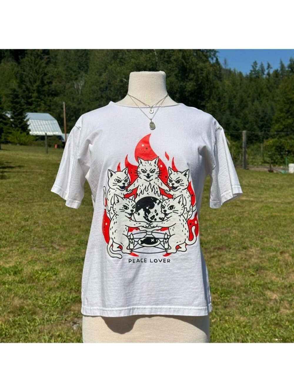 white Cul Cat Hanoi graphic tee